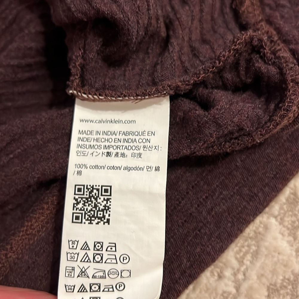 Calvin Klein pullover - Picture 9 of 11